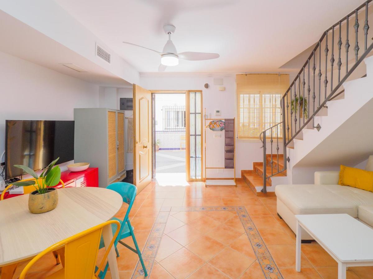 Cubo's Casa La Solea Del Palo